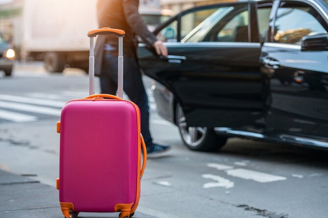 Transfer Buenos Aires Downtown Hotel transfer to International Airport (EZE) - Leaving a downtown Buenos Aires hotel