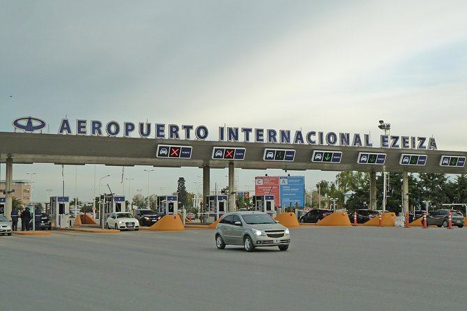 Transfers from or to the airport In Argentina Your Best Choice - Punctuality, Communication, and Driver Quality