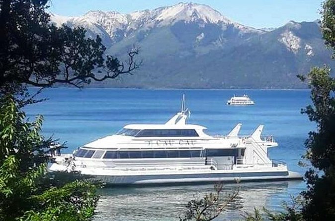 Unforgettable Patagonia Victoria Island and Arrayanes Forest - The long return across Nahuel Huapi