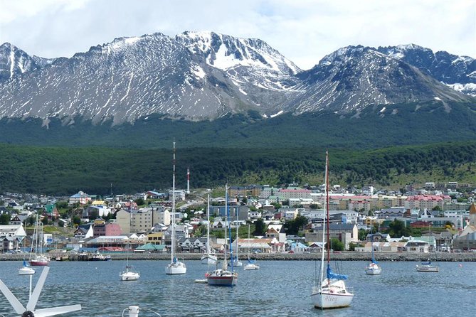 Ushuaia Airport Departure Transfer - Key points to know before booking