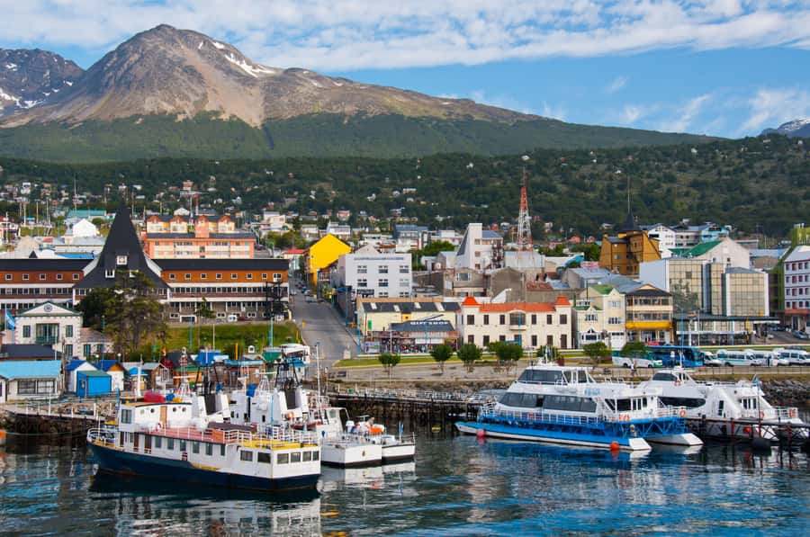 Ushuaia: Beagle Channel Boat Tour and Penguin Experience - Weather, timing, and what to pack