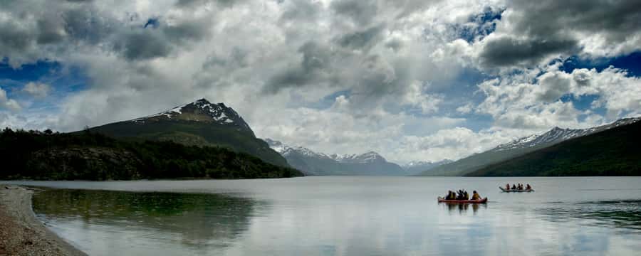 Ushuaia: Tierra del Fuego Trekking and Canoeing - A sheltered lunch beside the Lapataia River