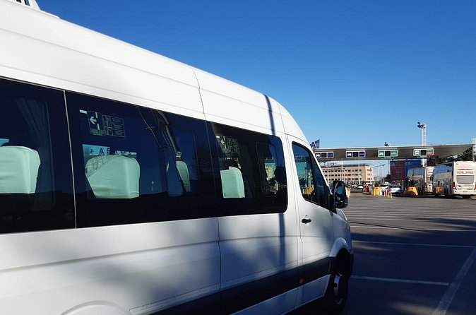 Vans and Minibuses Service - What you can expect from the service style