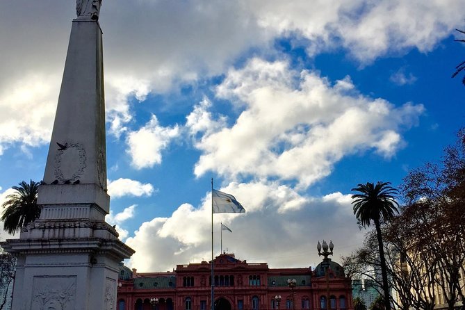 Walking Tour of the Plaza de Mayo in Buenos Aires - The Cabildo and the colonial government