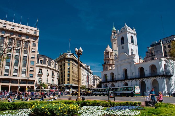 Walking tour: Plaza de Mayo and coffee time at Cafe Tortoni´s - From a modern bridge to the old civic center